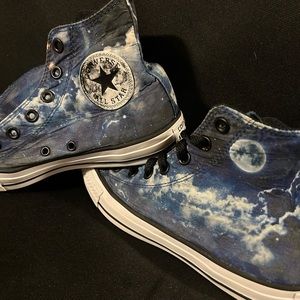 Chuck Taylor Galaxy converse size men’s 6 women’s 8 worn once